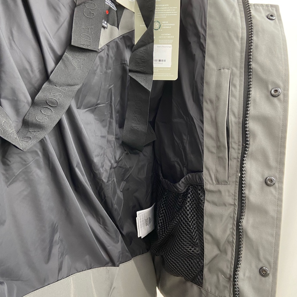 Canada Goose Men's Dark Gray Quilted Puffer Jacket with Hood - Picture 6 of 8